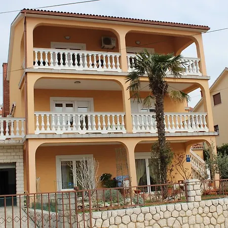 Nikol Apartment